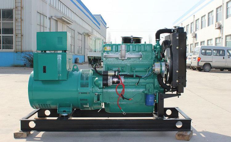 金牛发电机出租-柴油发电机扫气口检查与异常状况分析