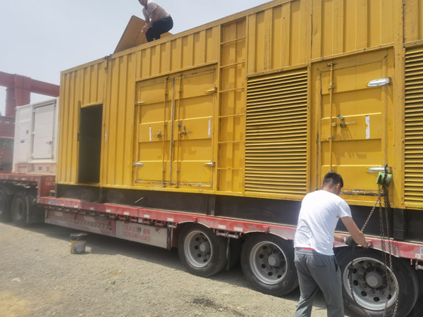 金牛除了负载情况和发动机维护，还有哪些因素会影响 200kw 柴油发电机的油耗？