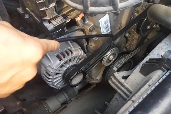 金牛转速传感器的工作原理是什么？